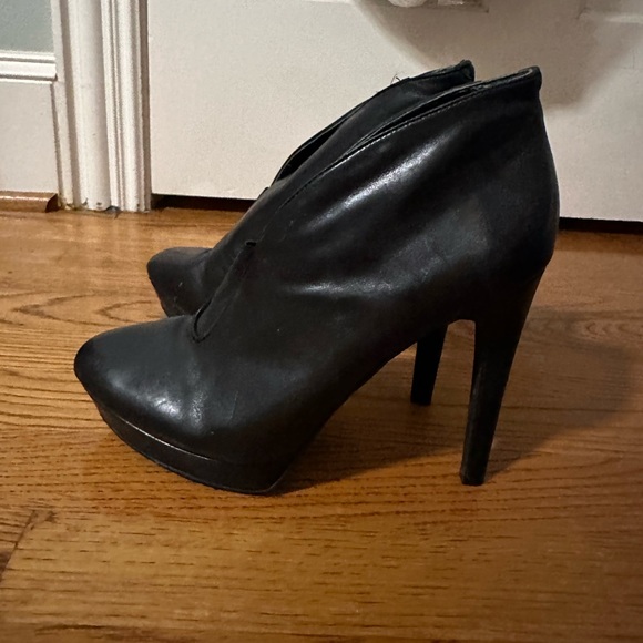 Discontinued Jessica Simpsons boots - Picture 4 of 5